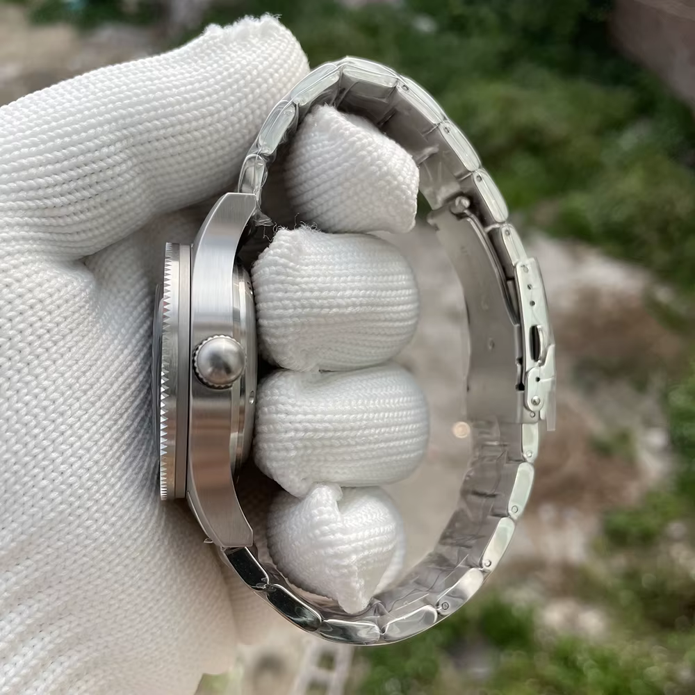 Montre de Plongée existent pour Homme