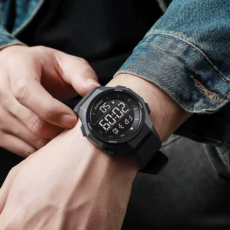 Montre électronique pour homme, tendance, sportive, anti-chute, lumineuse
