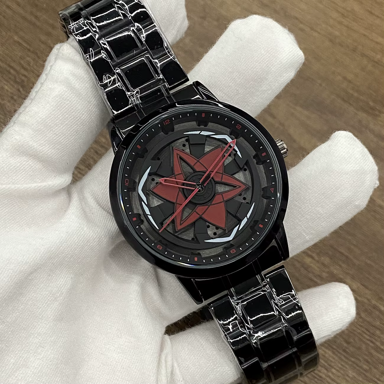 Nouvelle Montre Sportive Homme 2026 – Design Élégant Inspiré du Sharingan