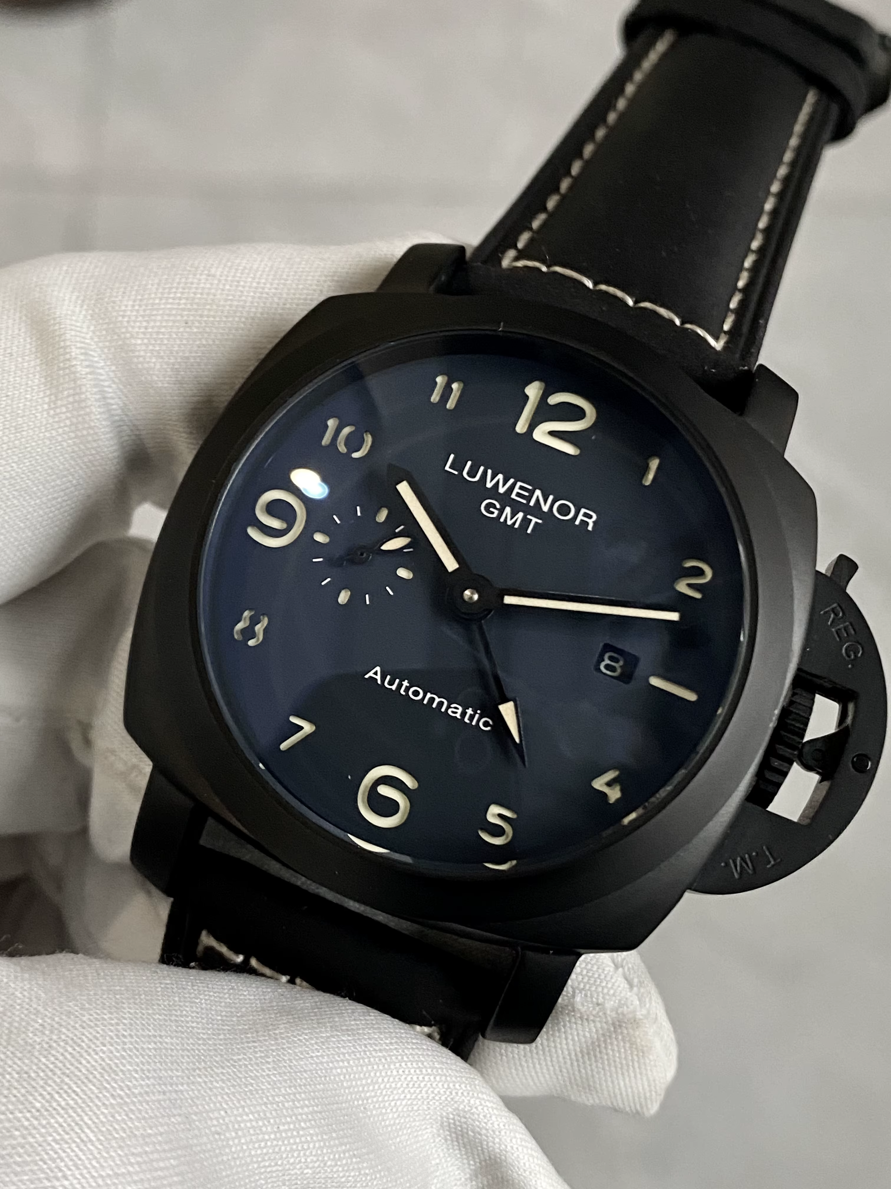 Montre sport GMT 44 mm