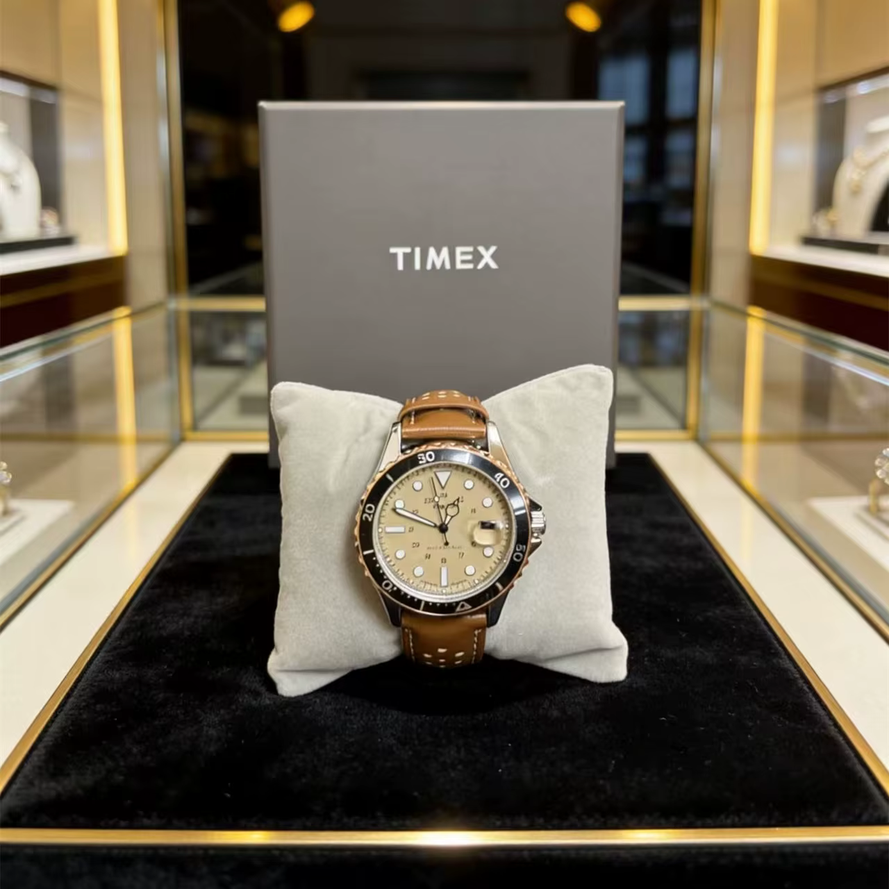 Nouvelle montre automatique pour homme TIMEX