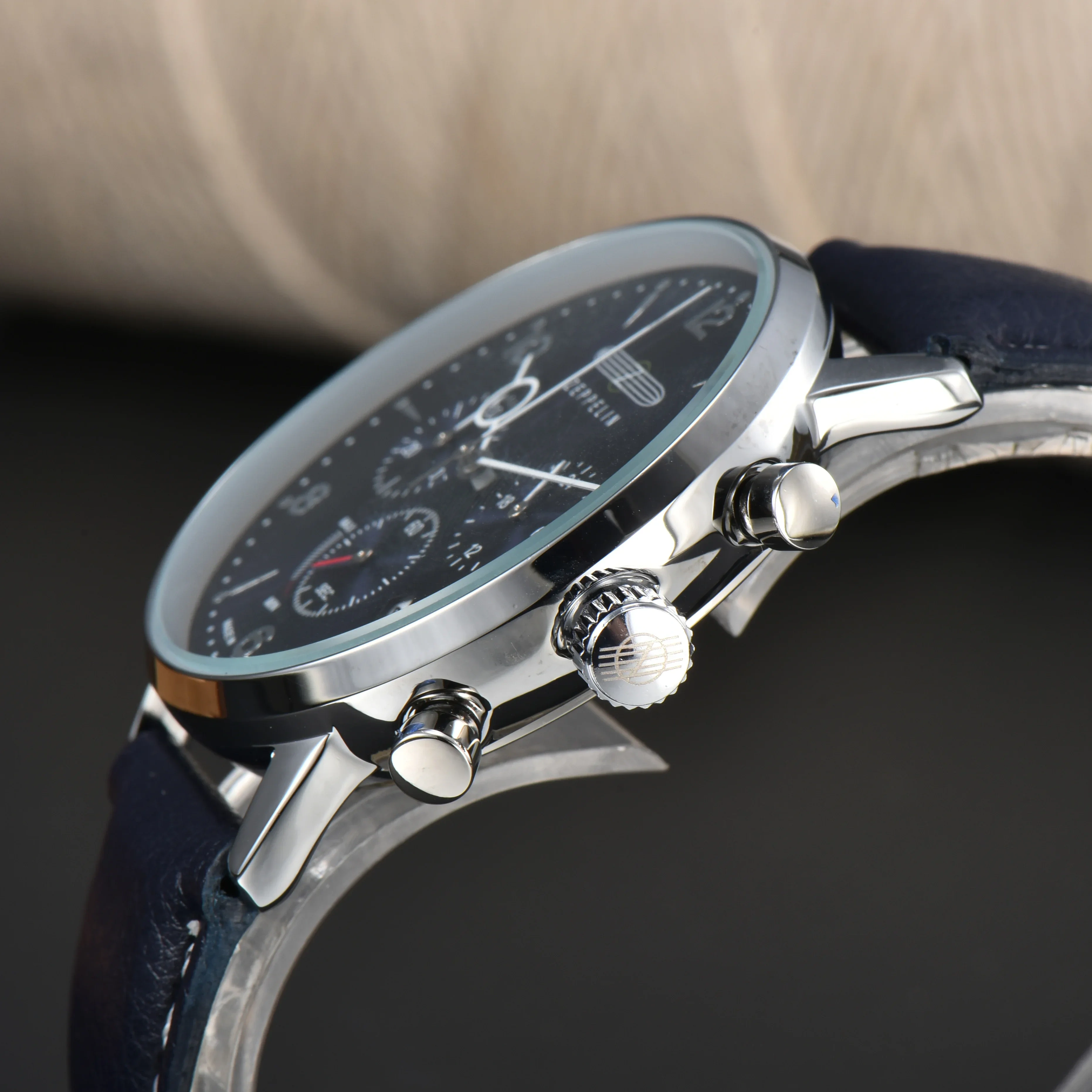 Nouvelle montre à quartz de la série Zeppelin Hindenburg