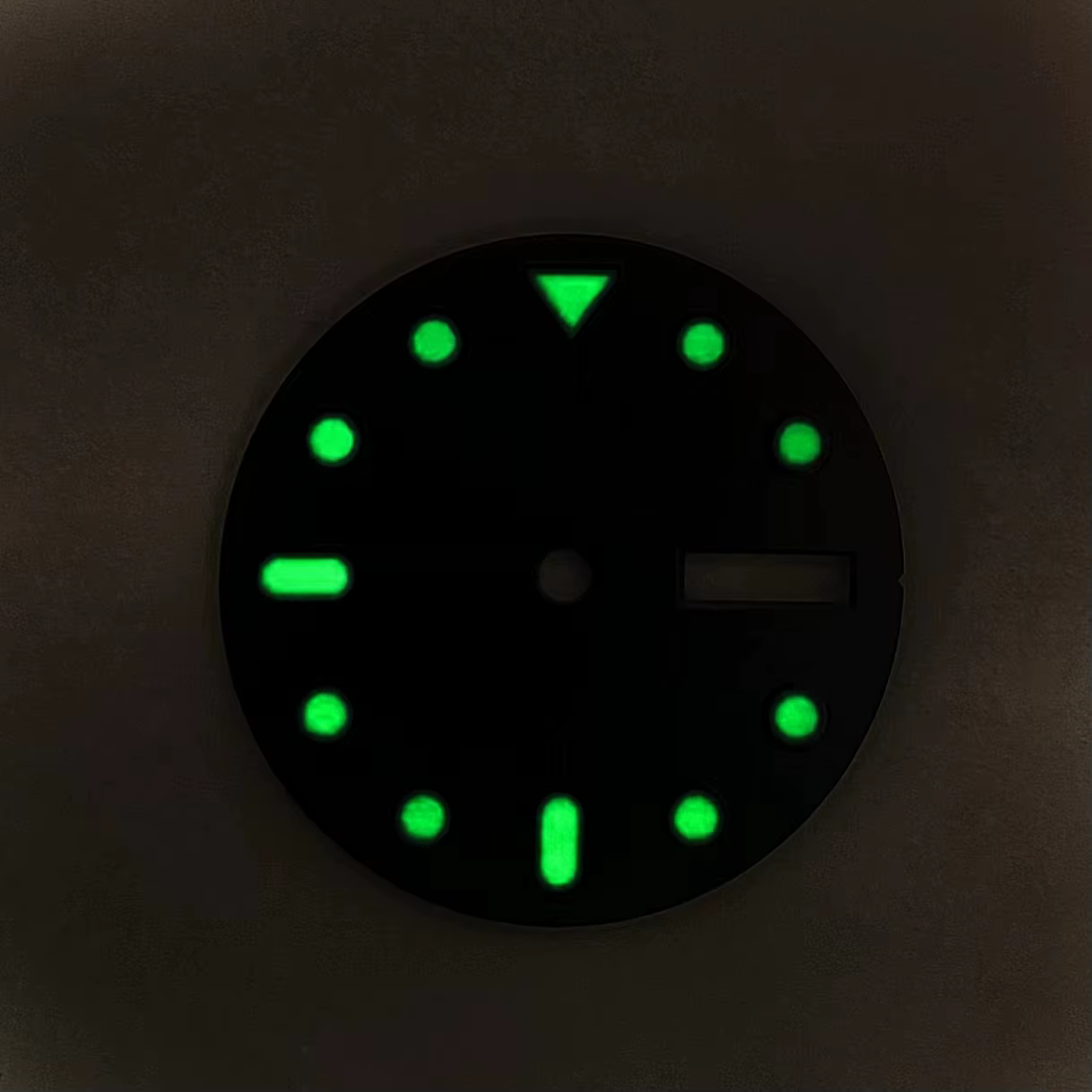 Cadran de montre lumineux vert de 28.5mm