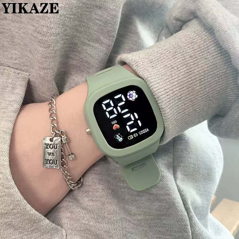 Montre électronique de sport pour enfants