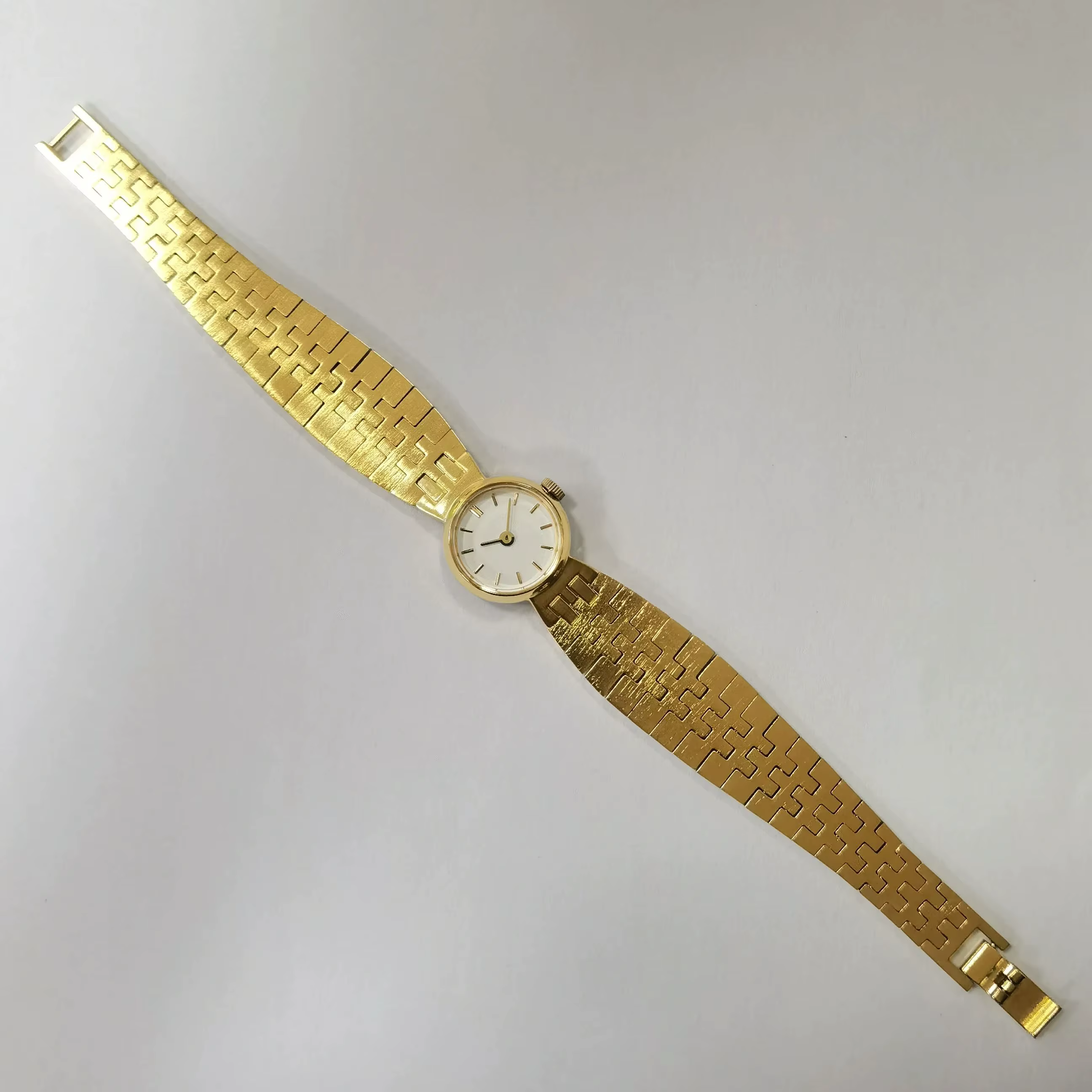 Montre à quartz de luxe pour femme