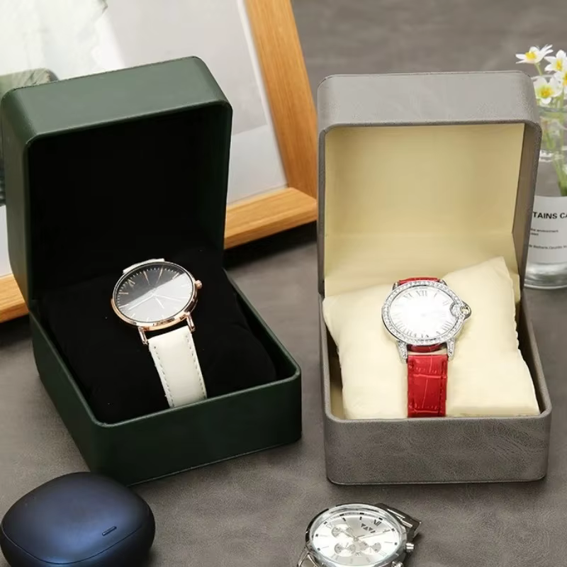 Boîte de montre en cuir unique
