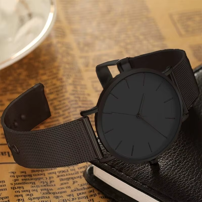 Montre à quartz ultra fine en acier inoxydable pour hommes, montre d'affaires simple, ceinture en maille, mode minimaliste, loisirs, 2023