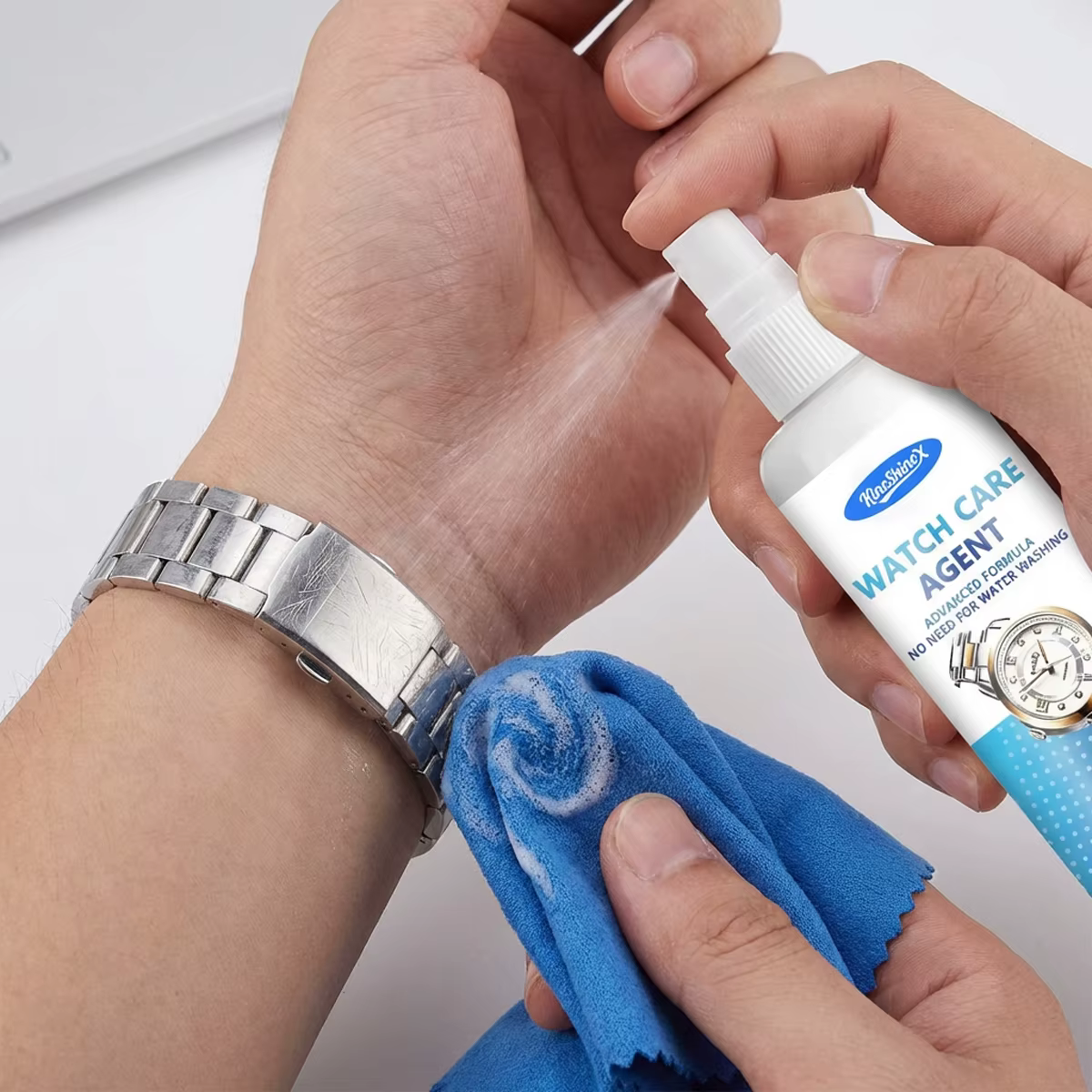 Spray de polissage pour l'entretien des montres - Prévient la décoloration et restaure la brillance des surfaces