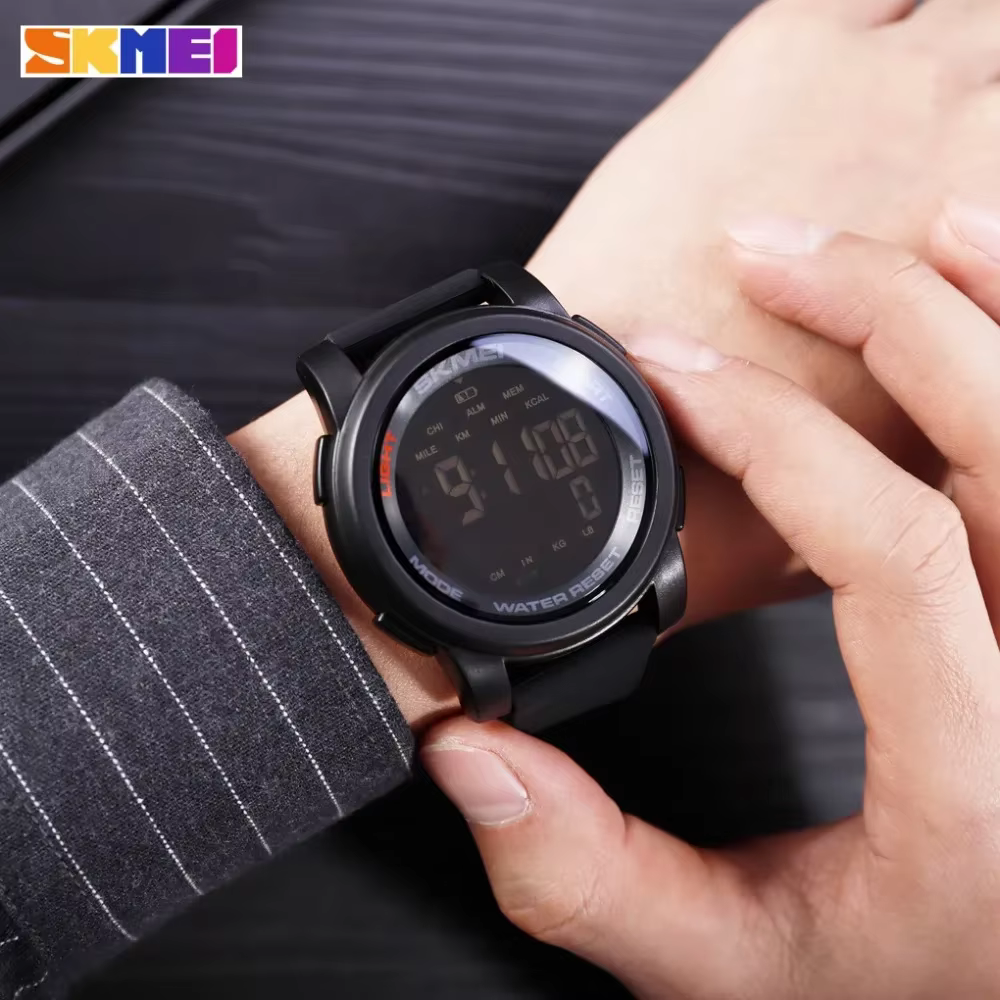 Montre-bracelet de sport numérique pour homme
