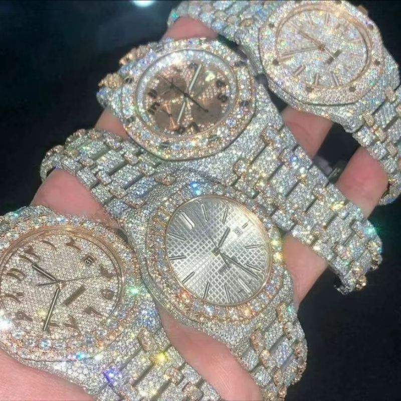 Nouvelle montre de luxe en diamant brillant pour femmes