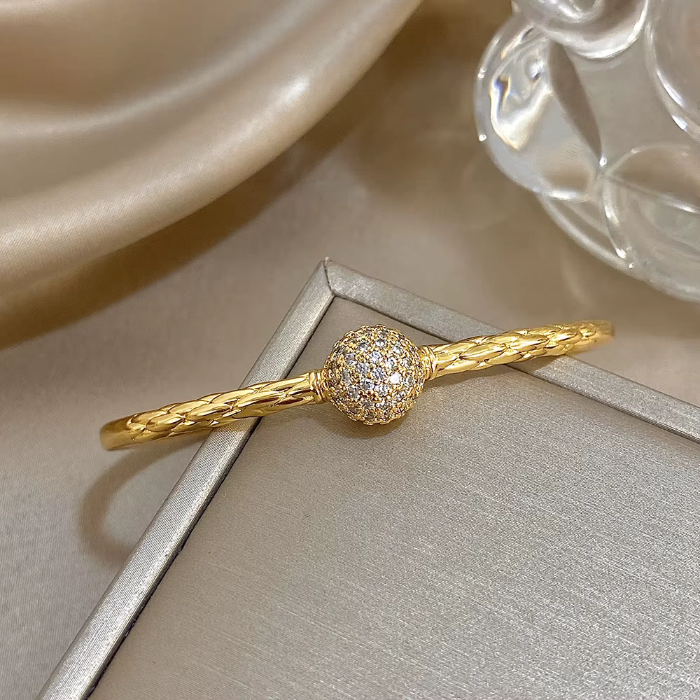 Bracelet à breloques boule ronde plaqué or brillant pour femmes, luxe, Zircon brillant, ouvert, printemps, bijoux cadeau