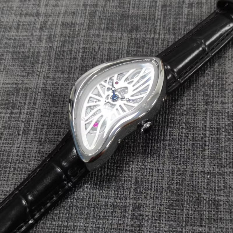 Nouvelle montre à quartz non conventionnelle avec cadran squelette et design torsadé