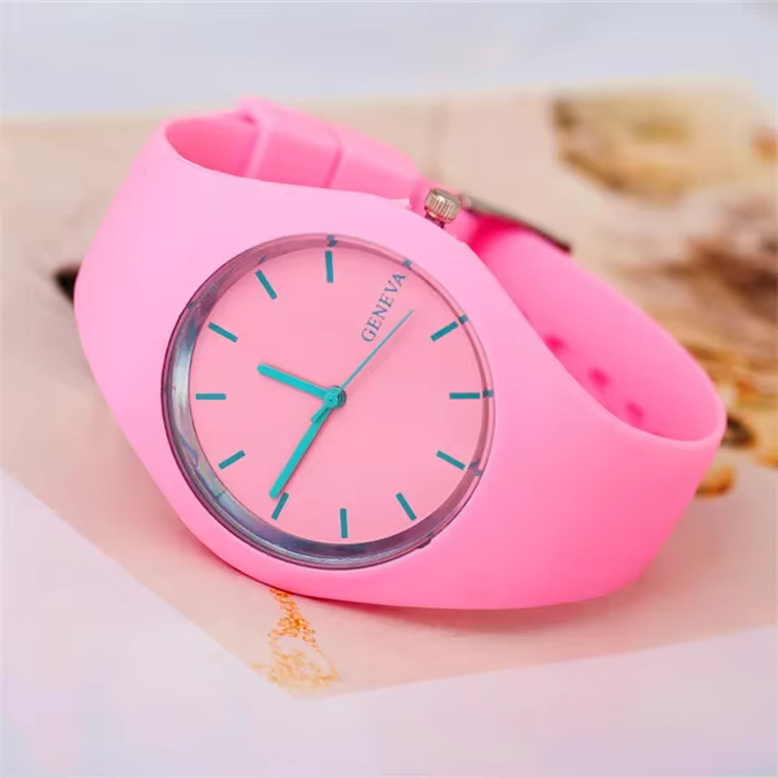 2020 genève femmes Sport montres couleur crème Ultra-mince mode cadeau bracelet en Silicone montre de loisirs