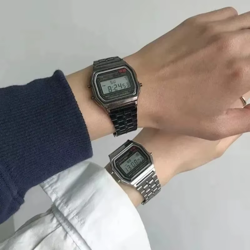Montre numérique tendance pour hommes