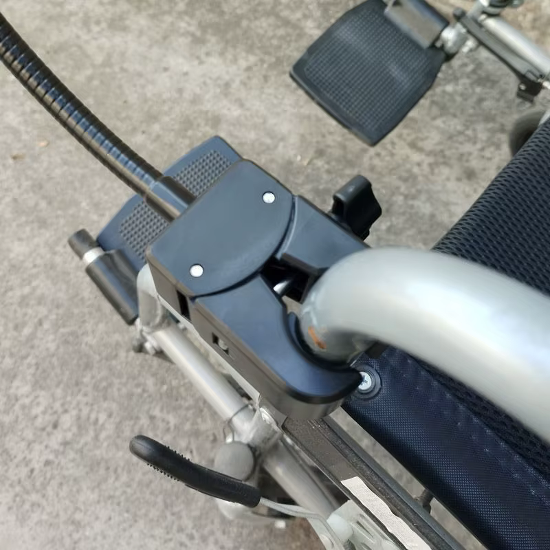 Support de téléphone portable pour fauteuil roulant électrique, accessoires de support fixe pour diffusion en direct, accessoires rotatifs pour fauteuil roulant