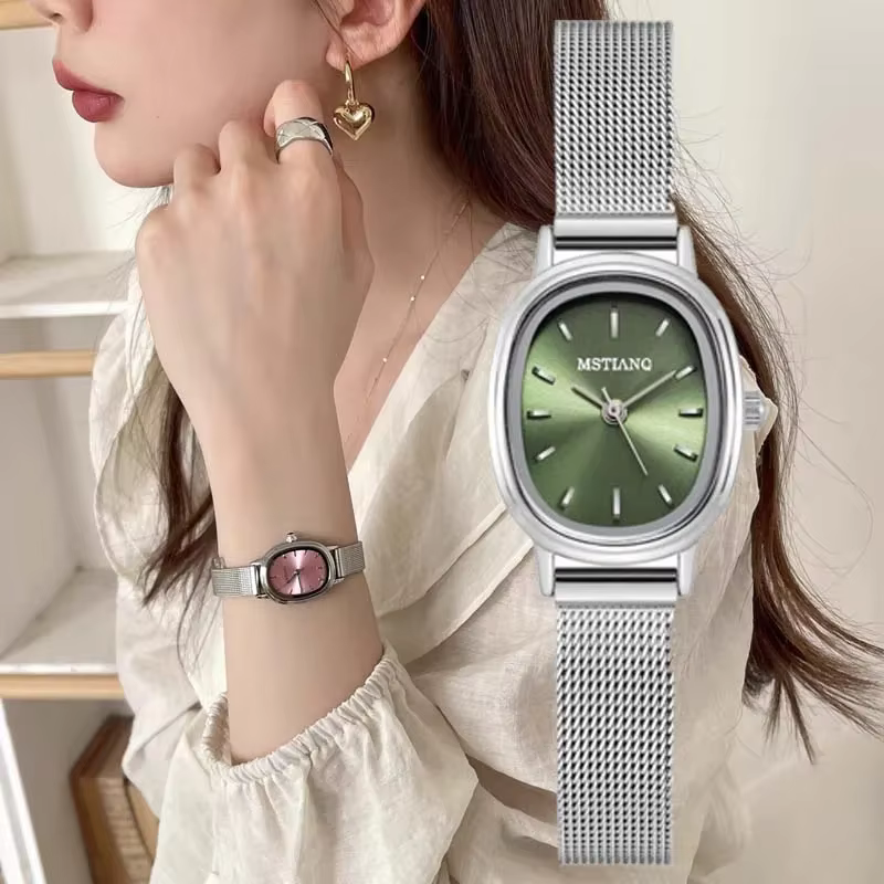 Montre de marque simple pour femme