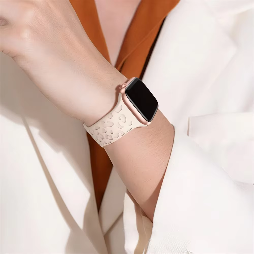 Bracelet léopard gravé pour Apple Watch