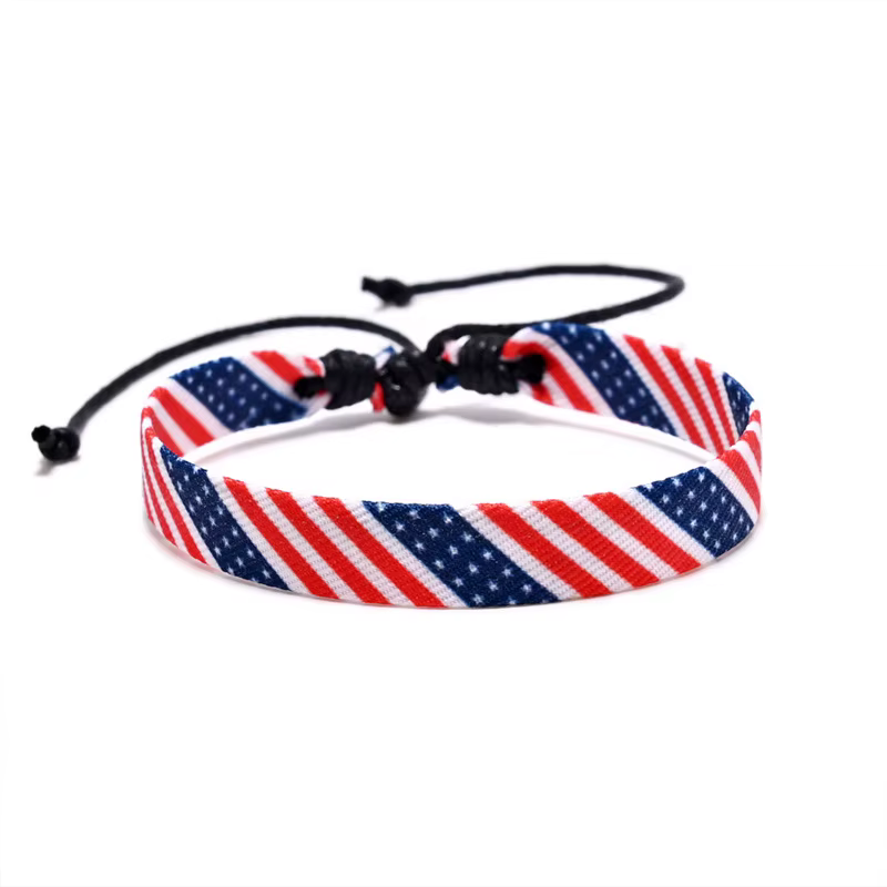 Bracelet en tissu tressé à la main avec drapeau national américain