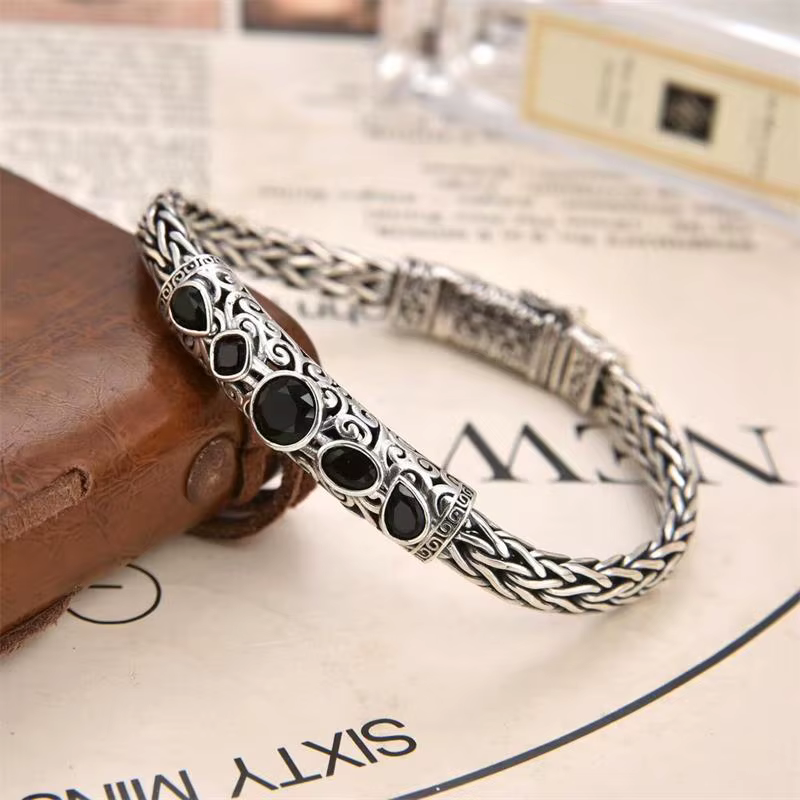 Bracelet en diamant noir tissé à la main pour hommes