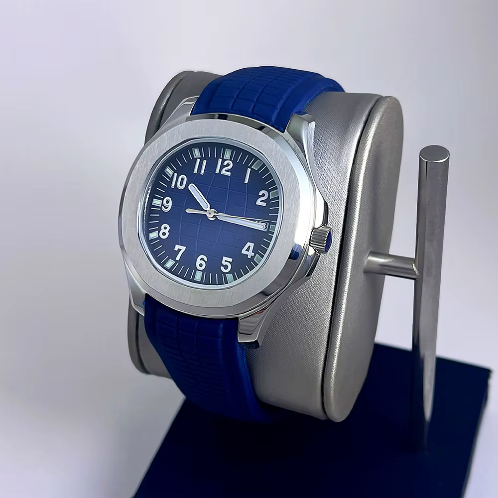 2025 Nouvelle montre de sport pour hommes avec bracelet en caoutchouc