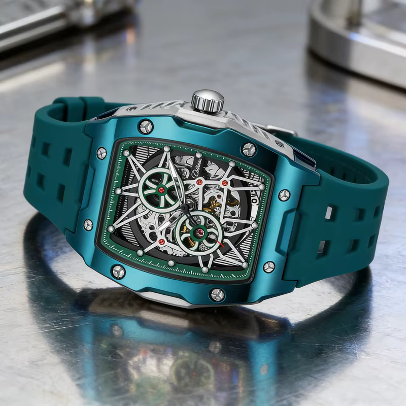 Montres pour hommes squelette lumineuses