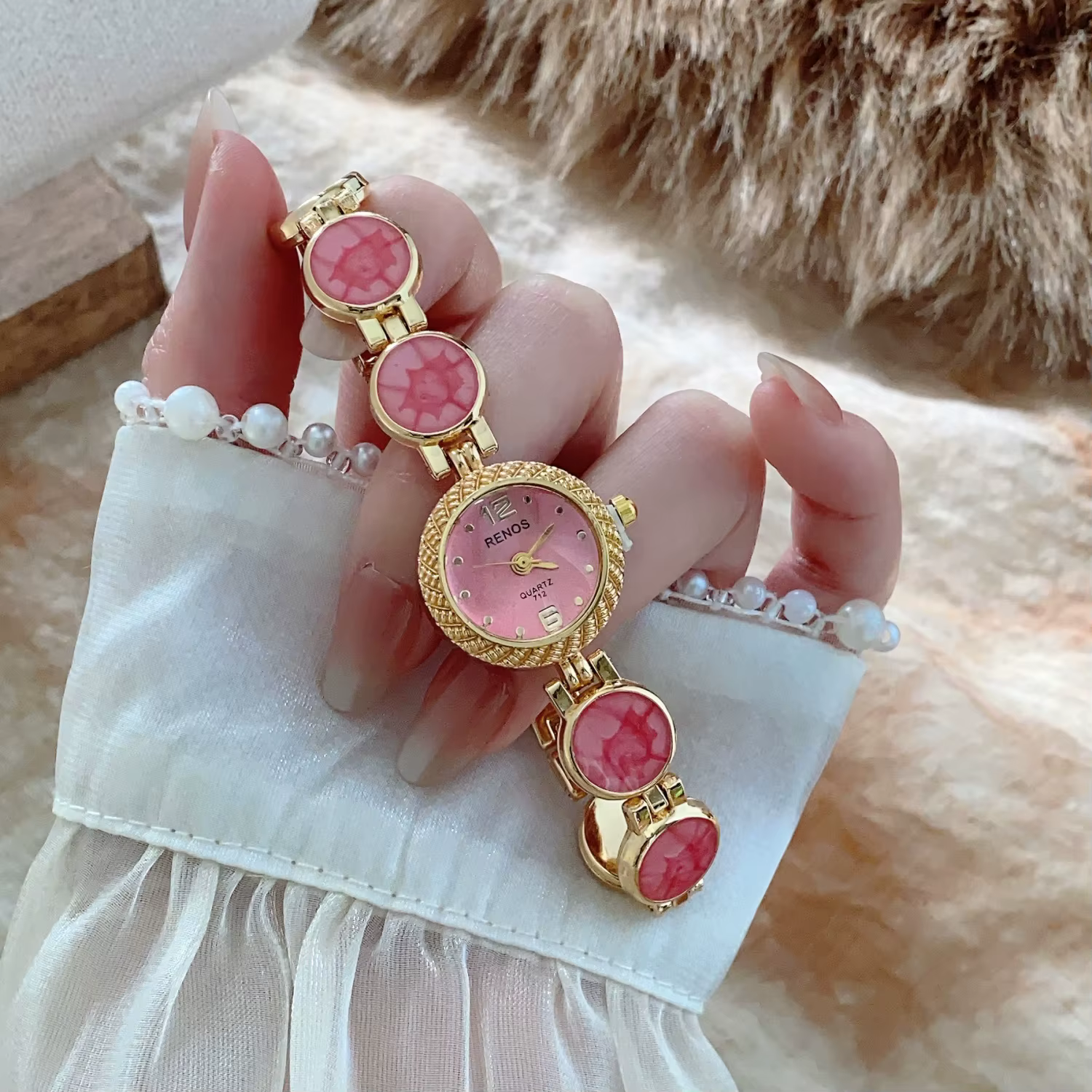 Montre-bracelet élégante pour femme avec bracelet coloré