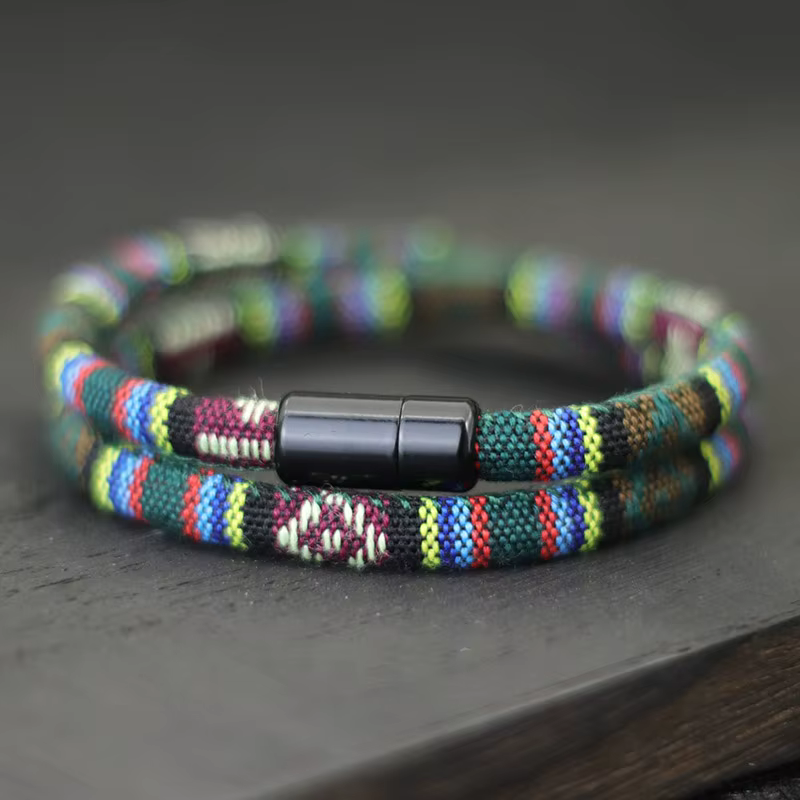 Nouveau chez les hommes bohême corde Bracelet attirer magnétique