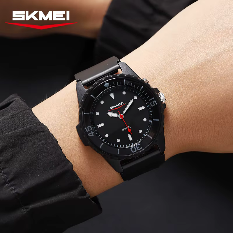 SKMEI 2433 Nouvelle Montre à Quartz Simple d'Extérieur pour Étudiants (Hommes et Femmes)