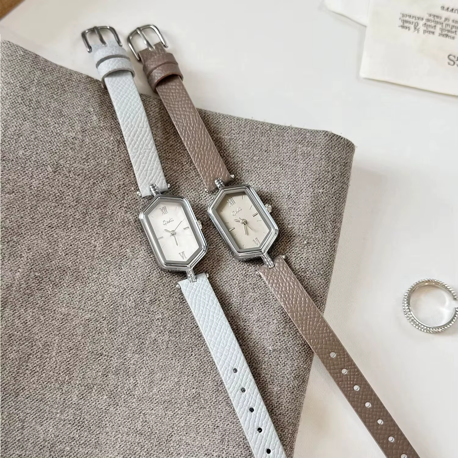 Montre hexagonale vintage pour femme, bracelet en cuir, chiffres romains minimalistes, montre-bracelet à quartz, petite montre, décontractée, pour tous les jours, montres habillées
