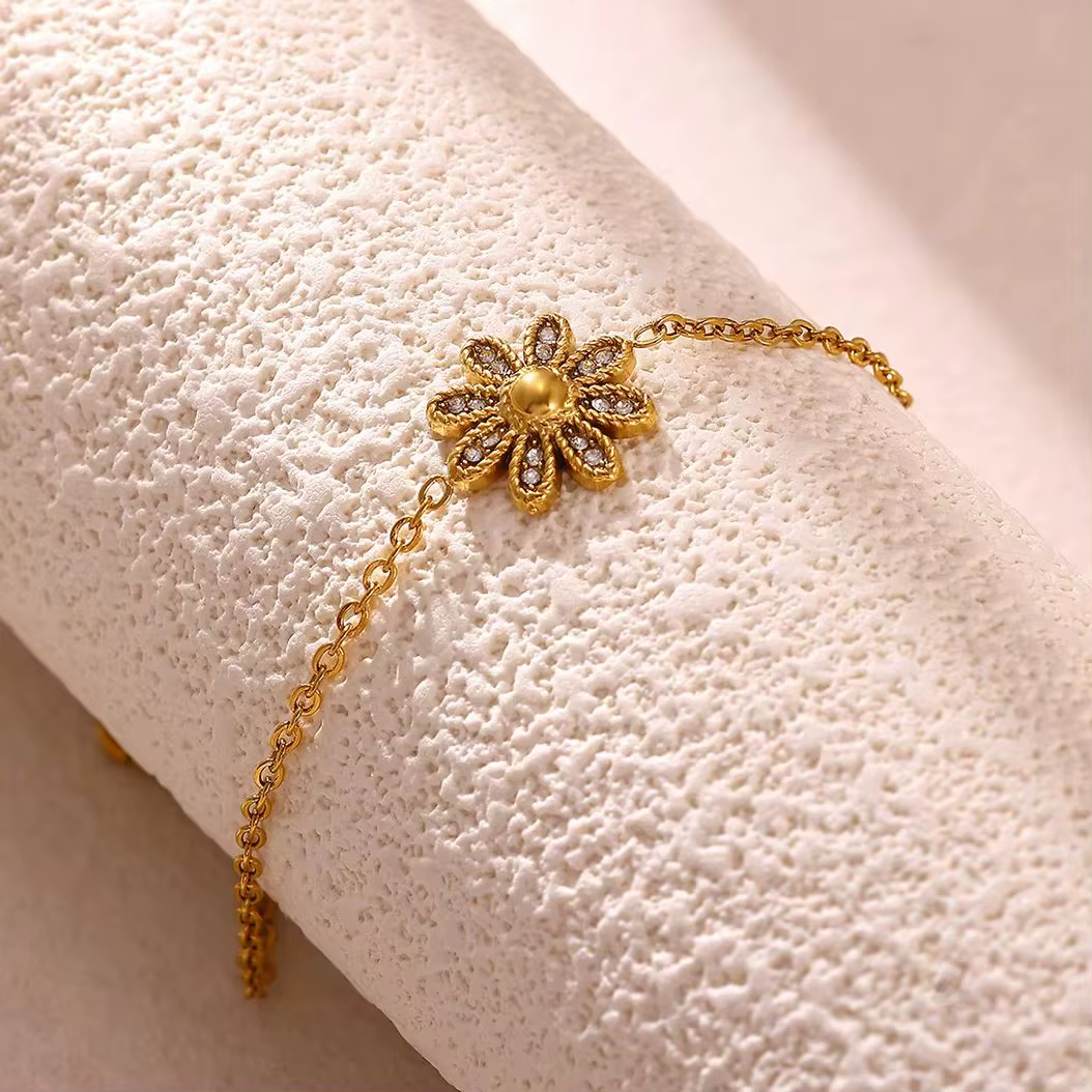 Bracelet élégant en forme de fleur de marguerite en Zircon pour femmes, en acier inoxydable, bijoux de luxe, cadeau de fête de mariage