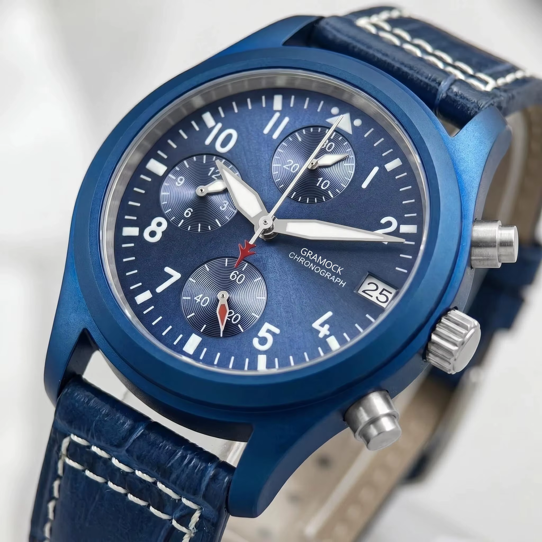 Montre-bracelet pilote bleue personnalisable 38 mm VK67