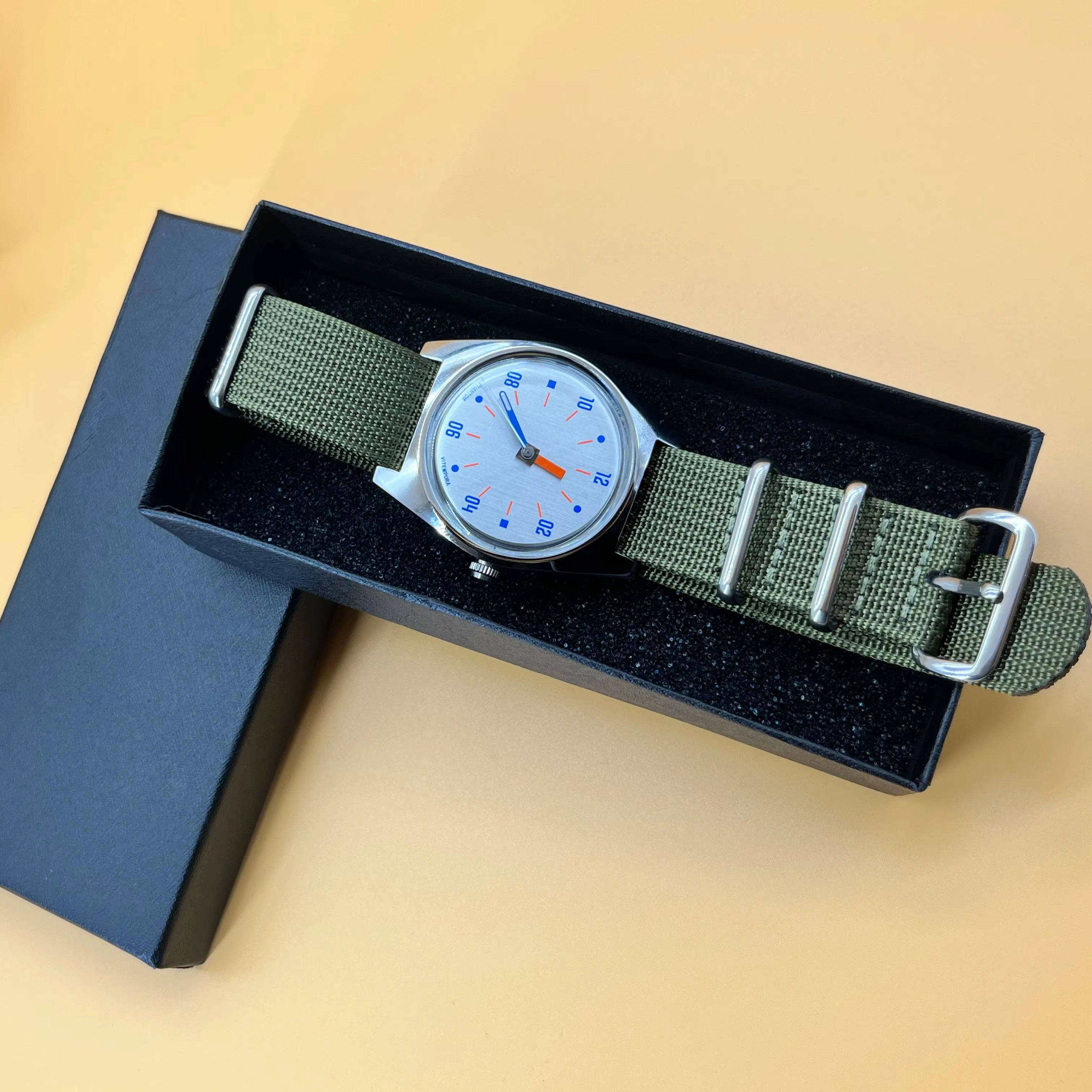 PHANTOM 36MM montre mécanique à remontage manuel 7120