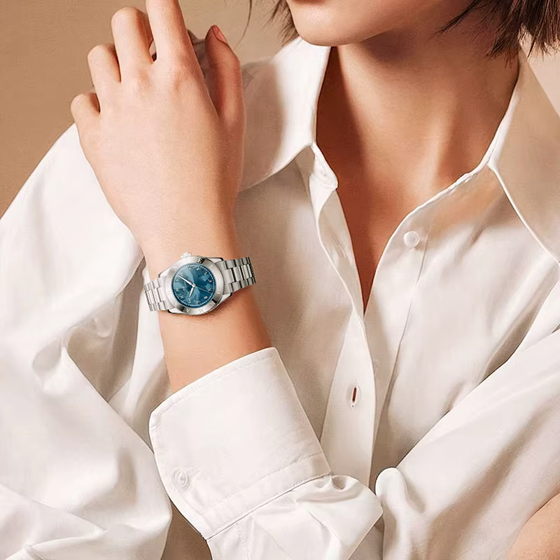 2026 9036 Black Friday Vente chaude Discount Montre de luxe Noël Verre saphir Matériel