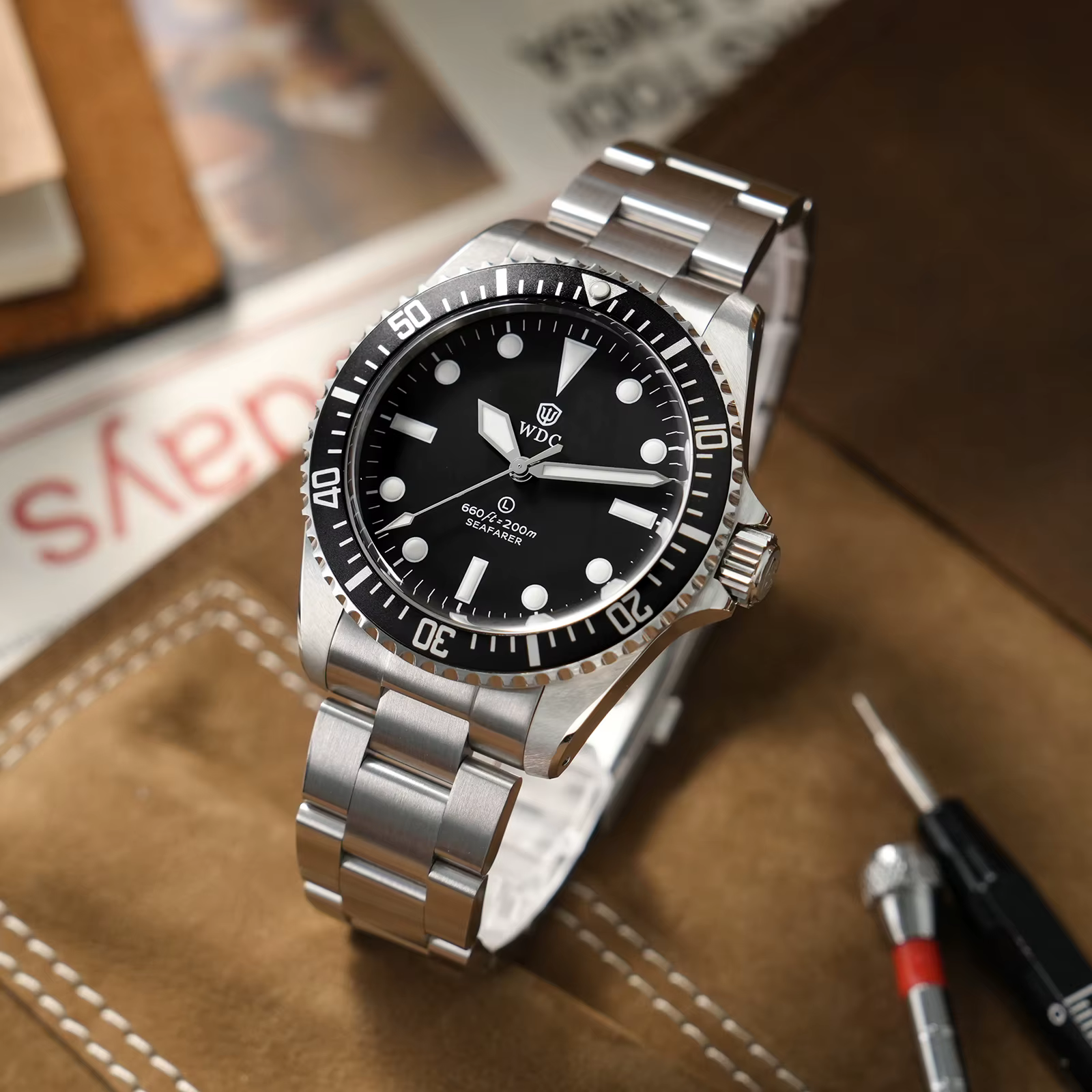 Watchdives WD5513Q Montre à quartz haut de gamme VH31 Mouvement à balayage Saphir AR Lumineux Étanche 20 bars Acier 40 mm Montre-bracelet rétro pour homme