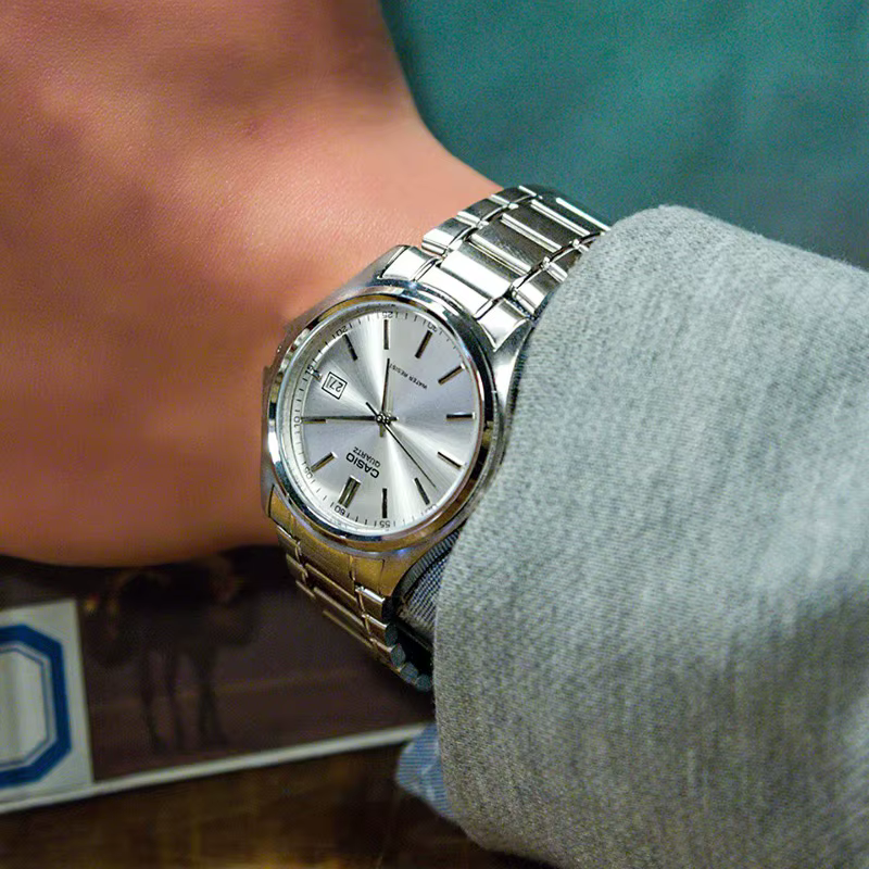 Montre à quartz pour homme Casio MTP-1183A-1A/7A