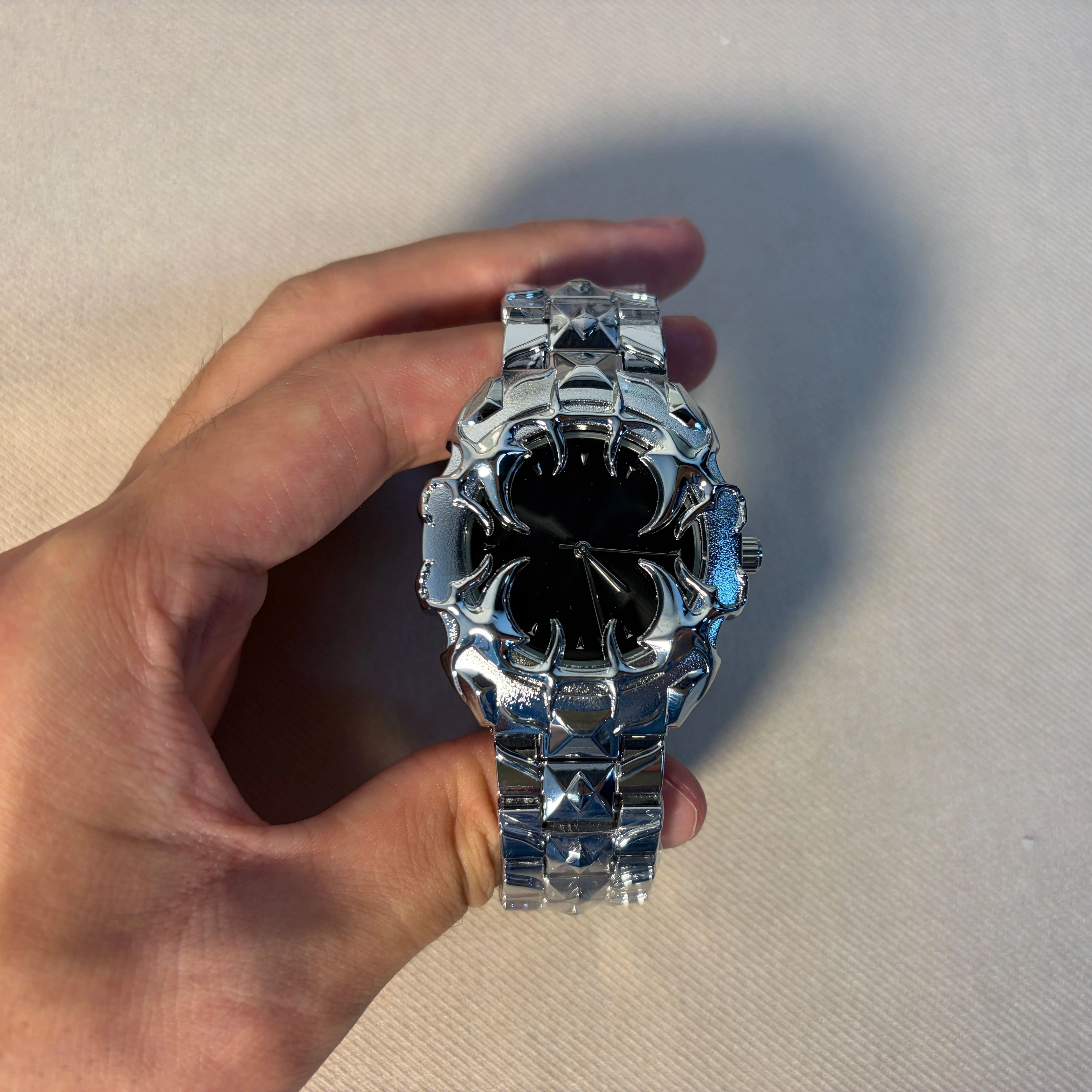 DENVOSI Nouvelle montre à quartz gothique Y2K en forme de griffe avec cadran détachable et remplaçable
