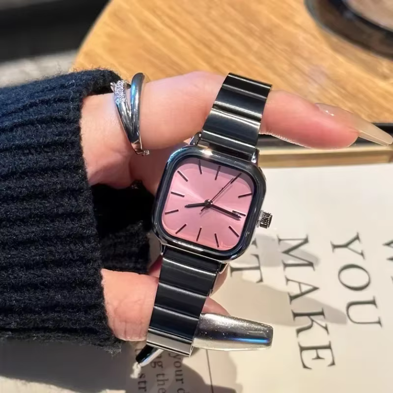 Offre spéciale marque montre noire pour femmes cadeau de luxe montres à Quartz de mode bracelet en acier inoxydable