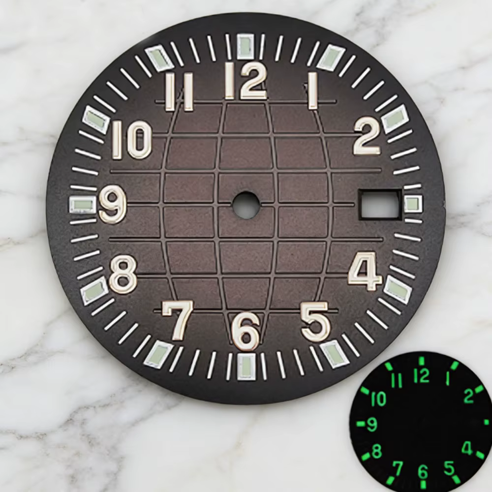 Cadran de montre Aquanaut noir et bleu de 32 mm avec calendrier simple