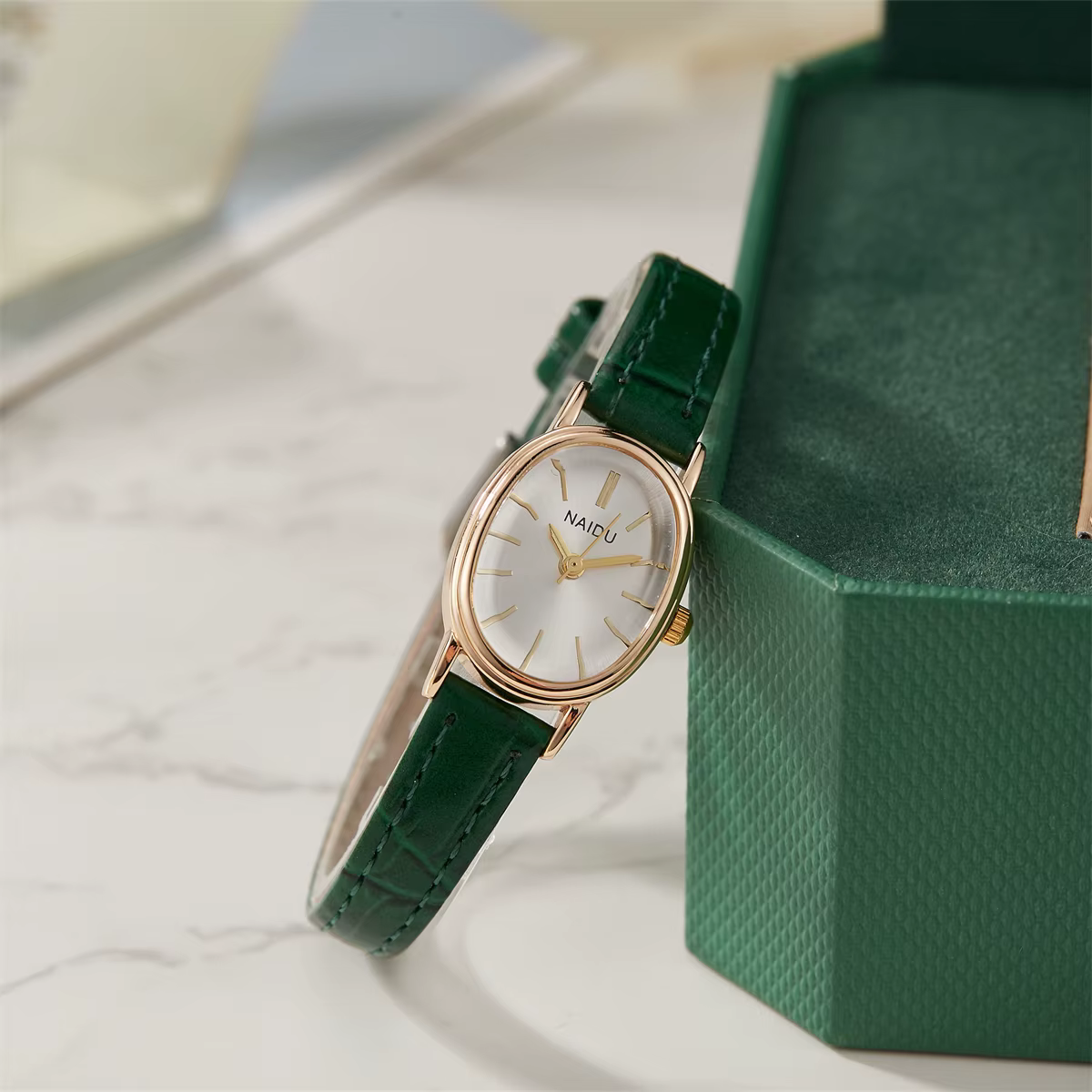 Montre à quartz pour femmes