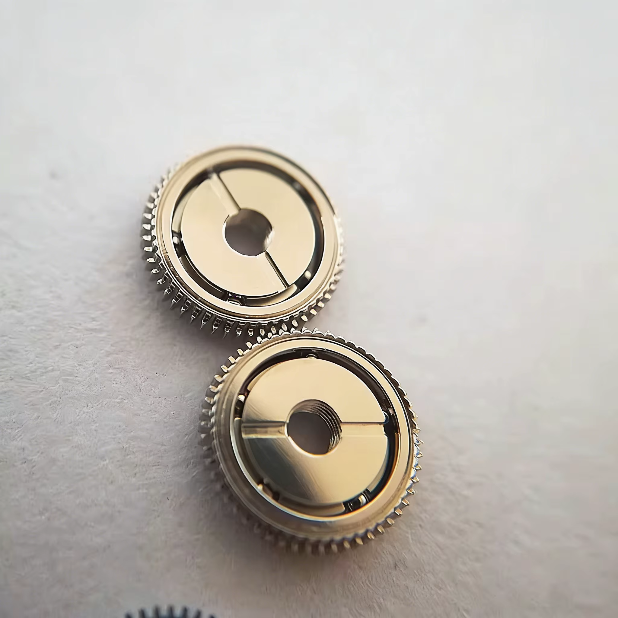 Roulement à billes automatique pour mouvement 7009