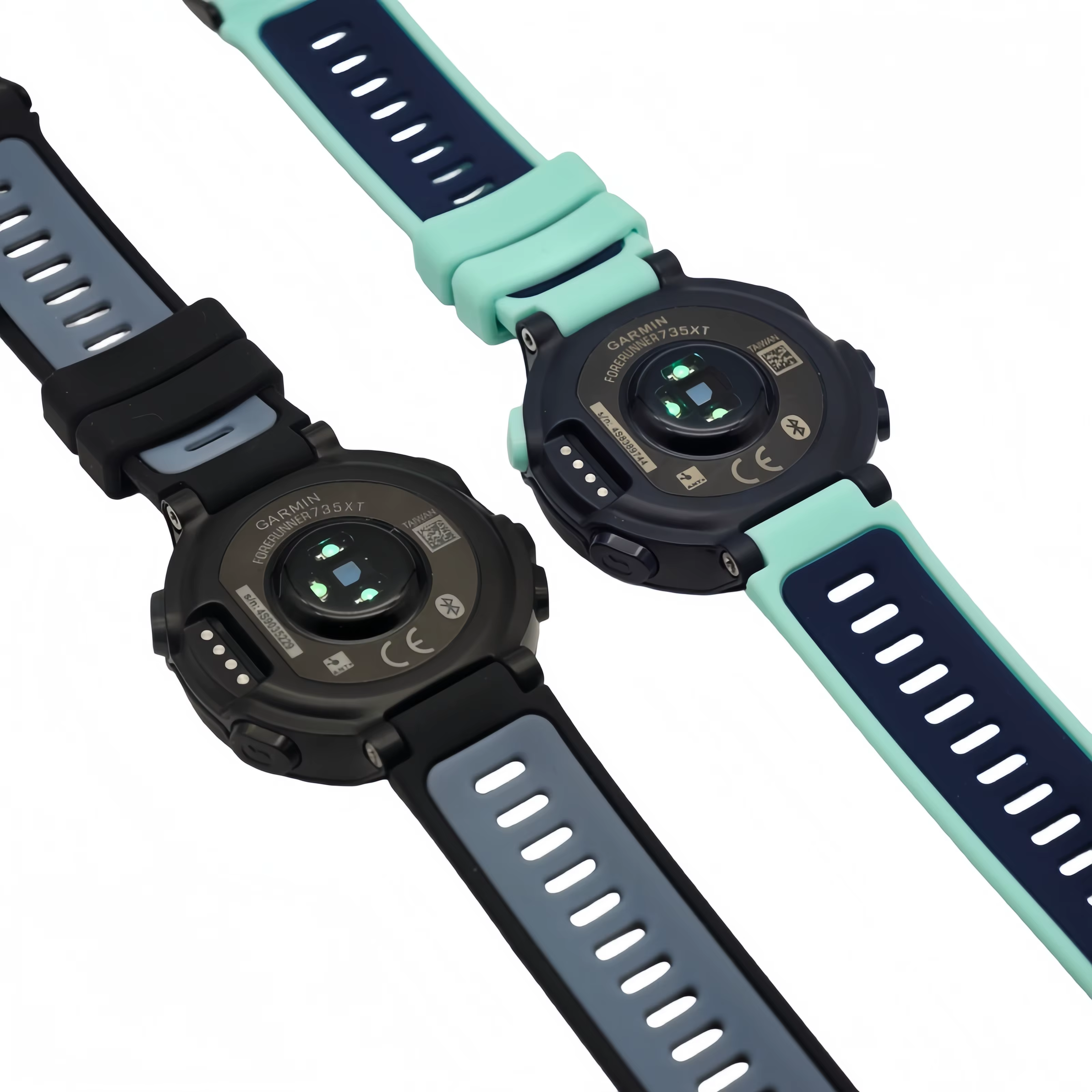 Montre connectée multisports Garmin Forerunner 735XT