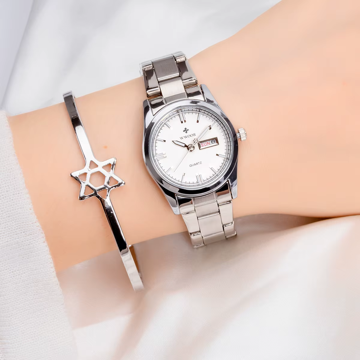 Montre à quartz étanche pour femme