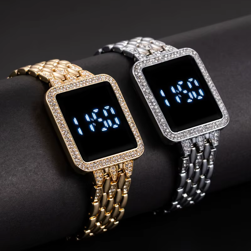 Montres numériques de luxe en diamant pour femmes