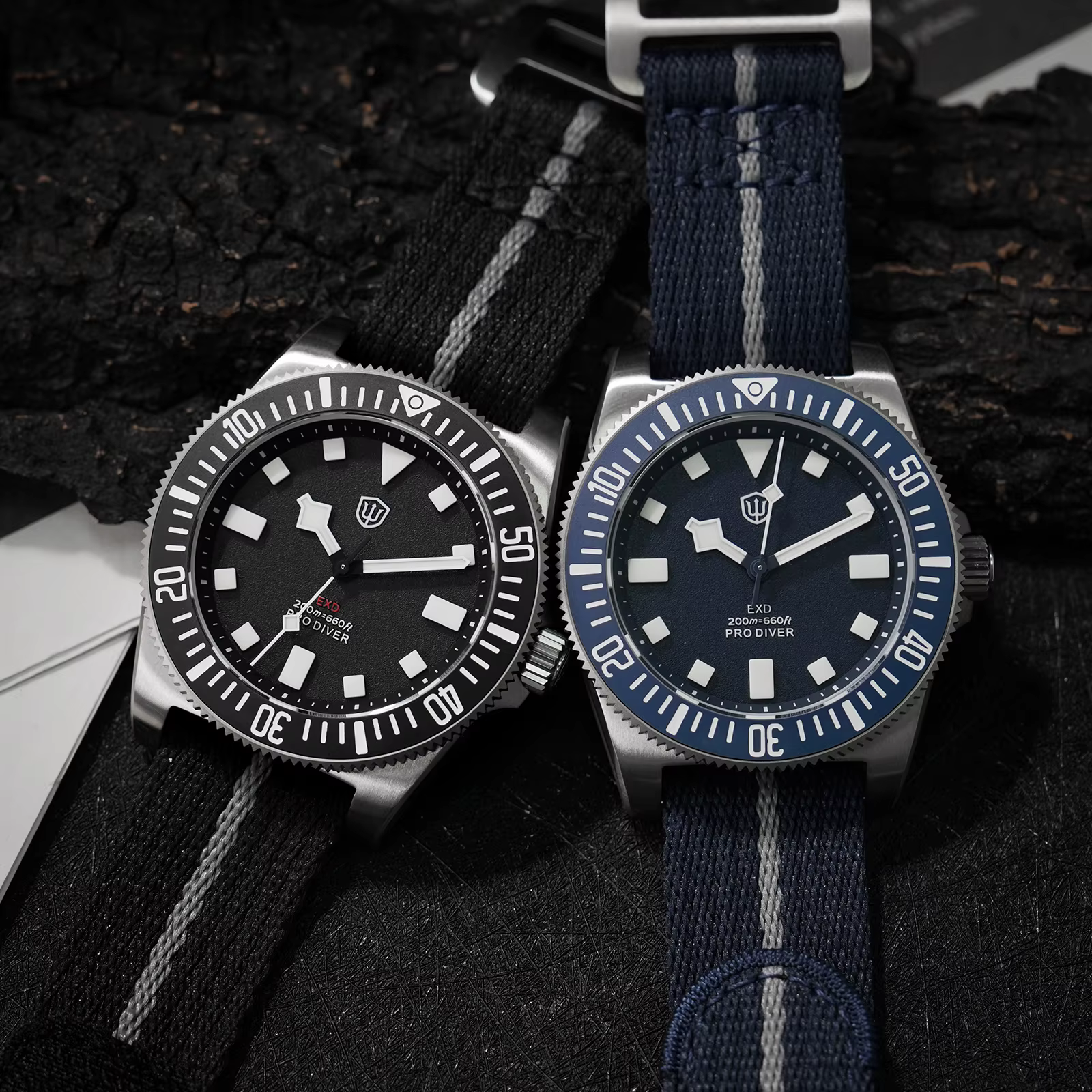 Watchdives EXD 40 Montre à quartz en titane VH31 avec verre saphir et lunette en céramique BGW9 Lume 200M