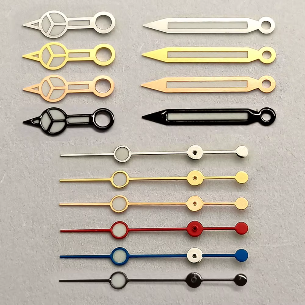 Aiguilles de montre lumineuses de 12