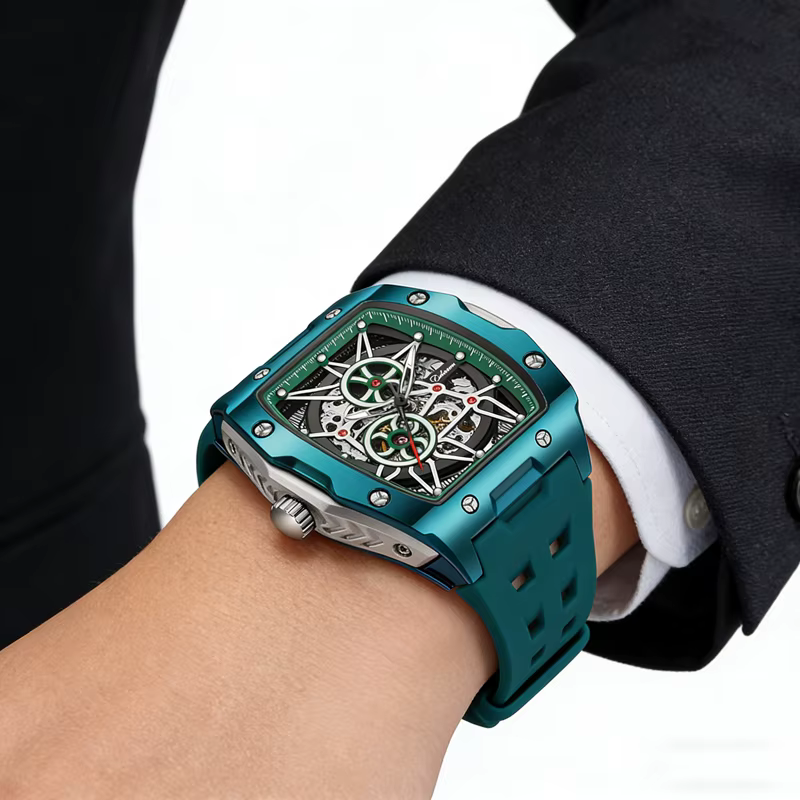 Montres pour hommes squelette lumineuses
