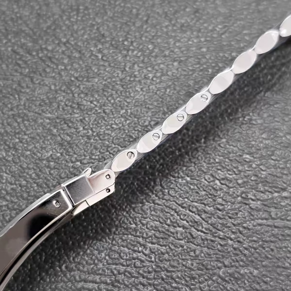 Bracelet de montre jubilé en acier inoxydable massif