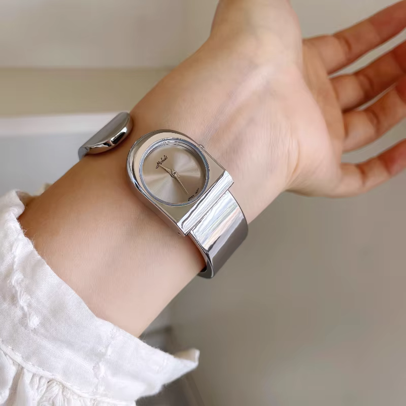 Montre de luxe pour femmes