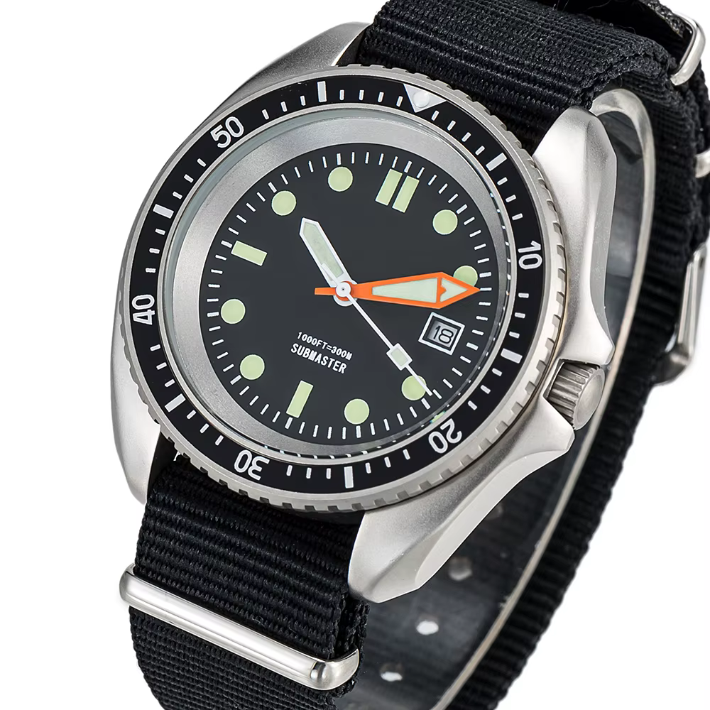 QM UDT montre pour hommes