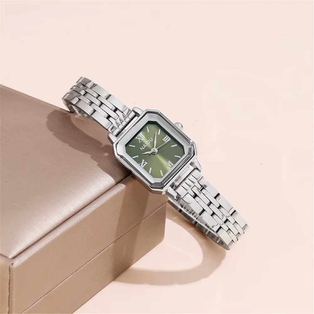 Montre tendance pour femme à petit cadran, en acier, à quartz, montre habillée